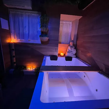 Ferienwohnung Le Balneo Jacuzzi Vieil Antibes Safranier Exterior foto